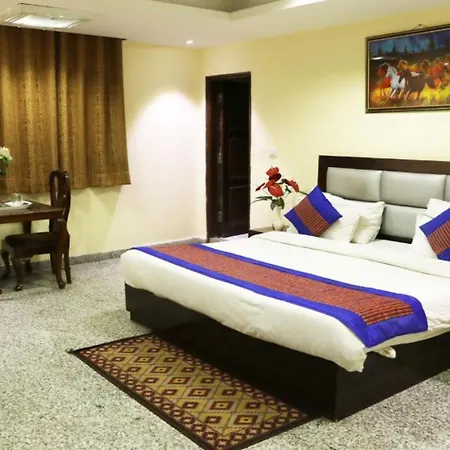 Airport Hotel The Paramont-3